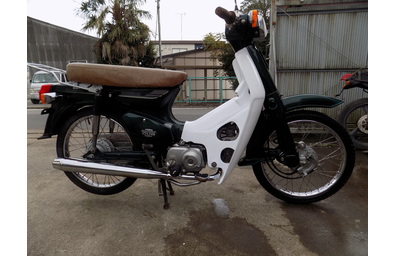 ホンダ　スーパーカブカスタム50